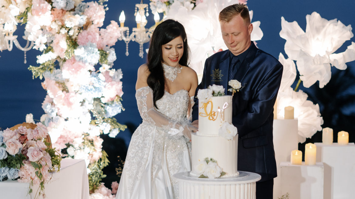 Romansa dalam Kelopak: Ide Pernikahan dengan Sentuhan Floral Elegan