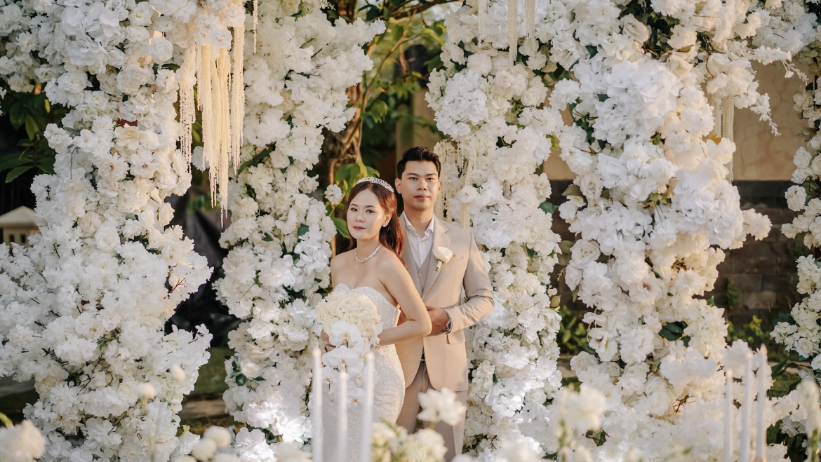 Styled for Forever: Dekorasi yang Membingkai Janji