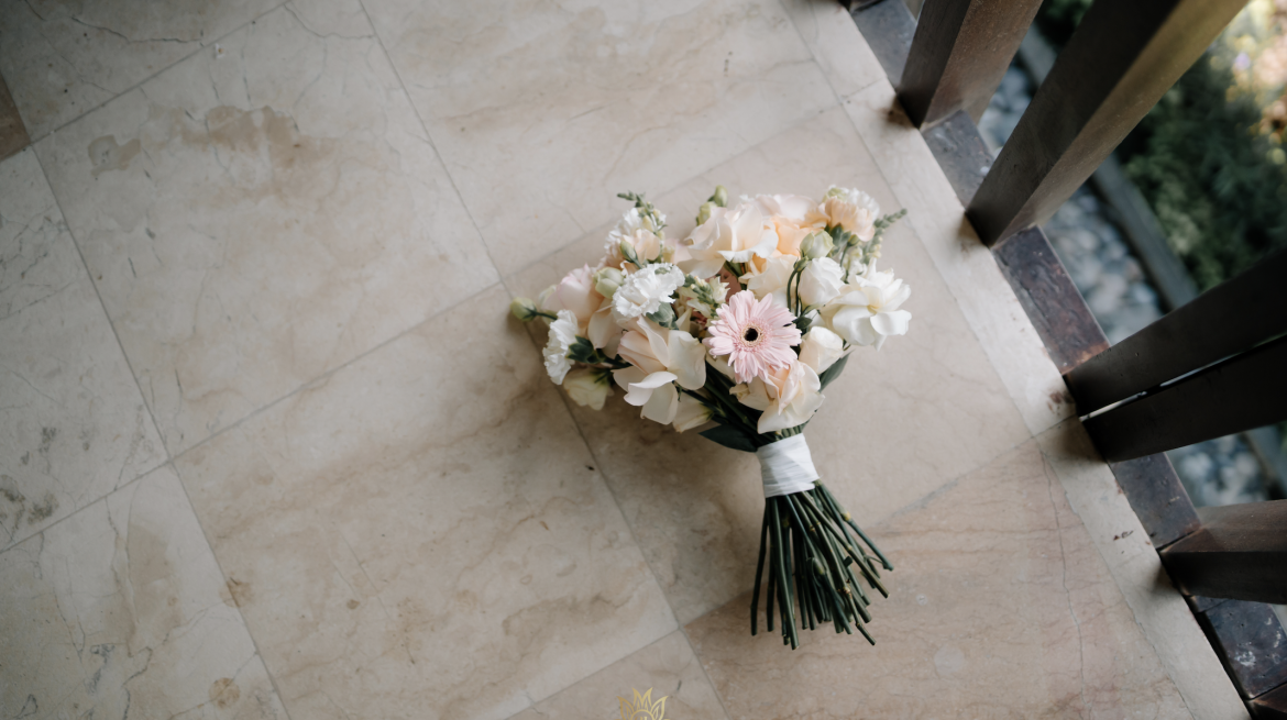 Setiap Kelopak Bunga yang Menyimpan Cerita di Hari Pernikahan