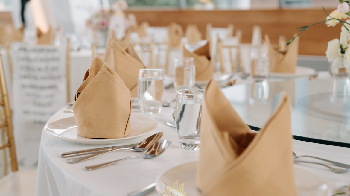 Detail Table Setting yang Mencuri Perhatian