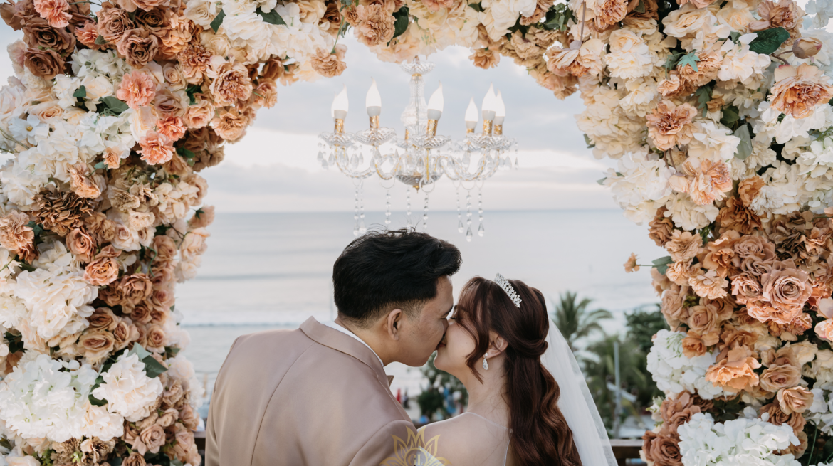 The Art of Floral Styling for a Beautiful Wedding Day